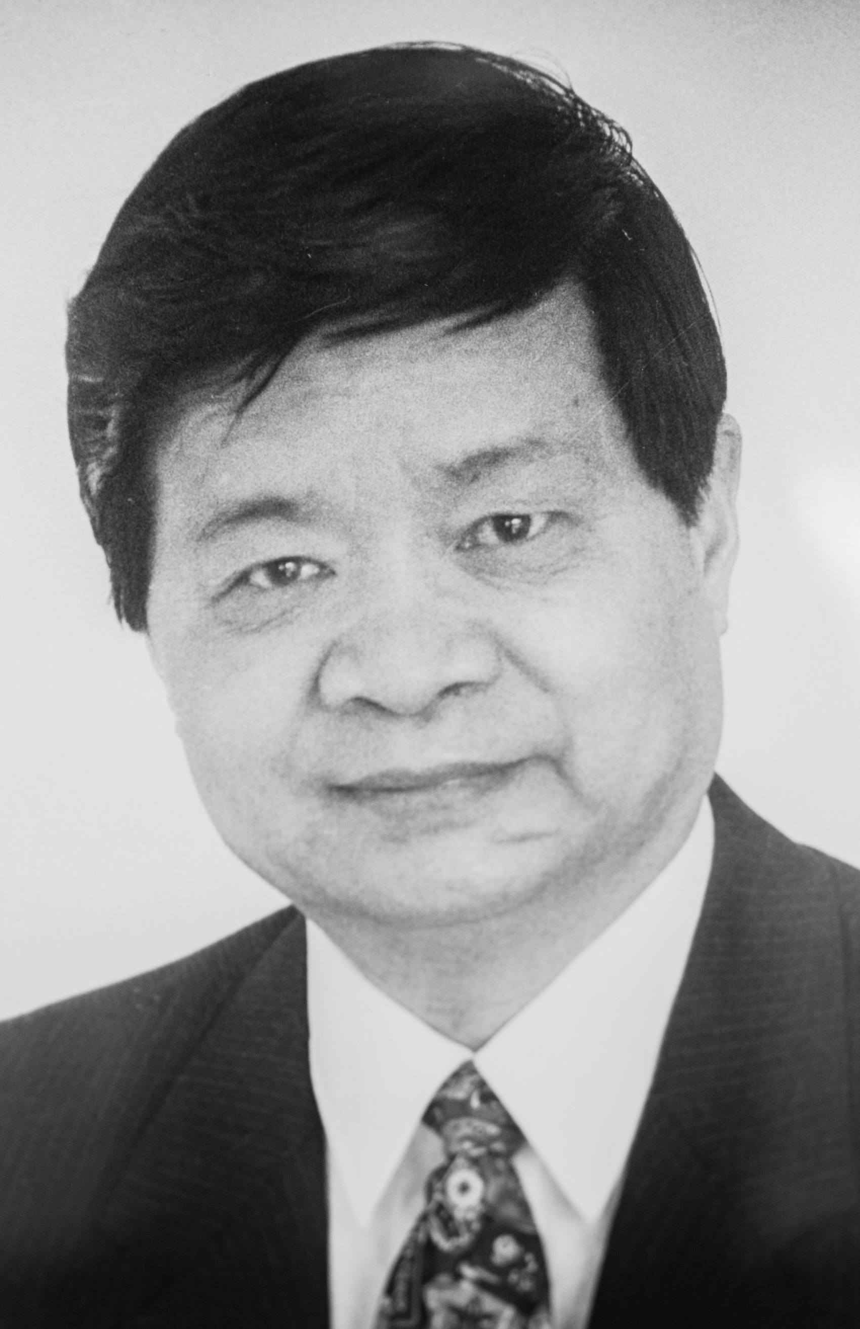 Yong-Zai Lu (CN)
